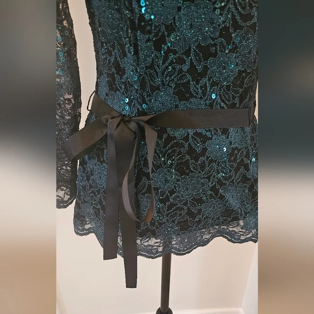 Onyx Nite Teal Lace Sequin Top with Satin Belt - Size M
